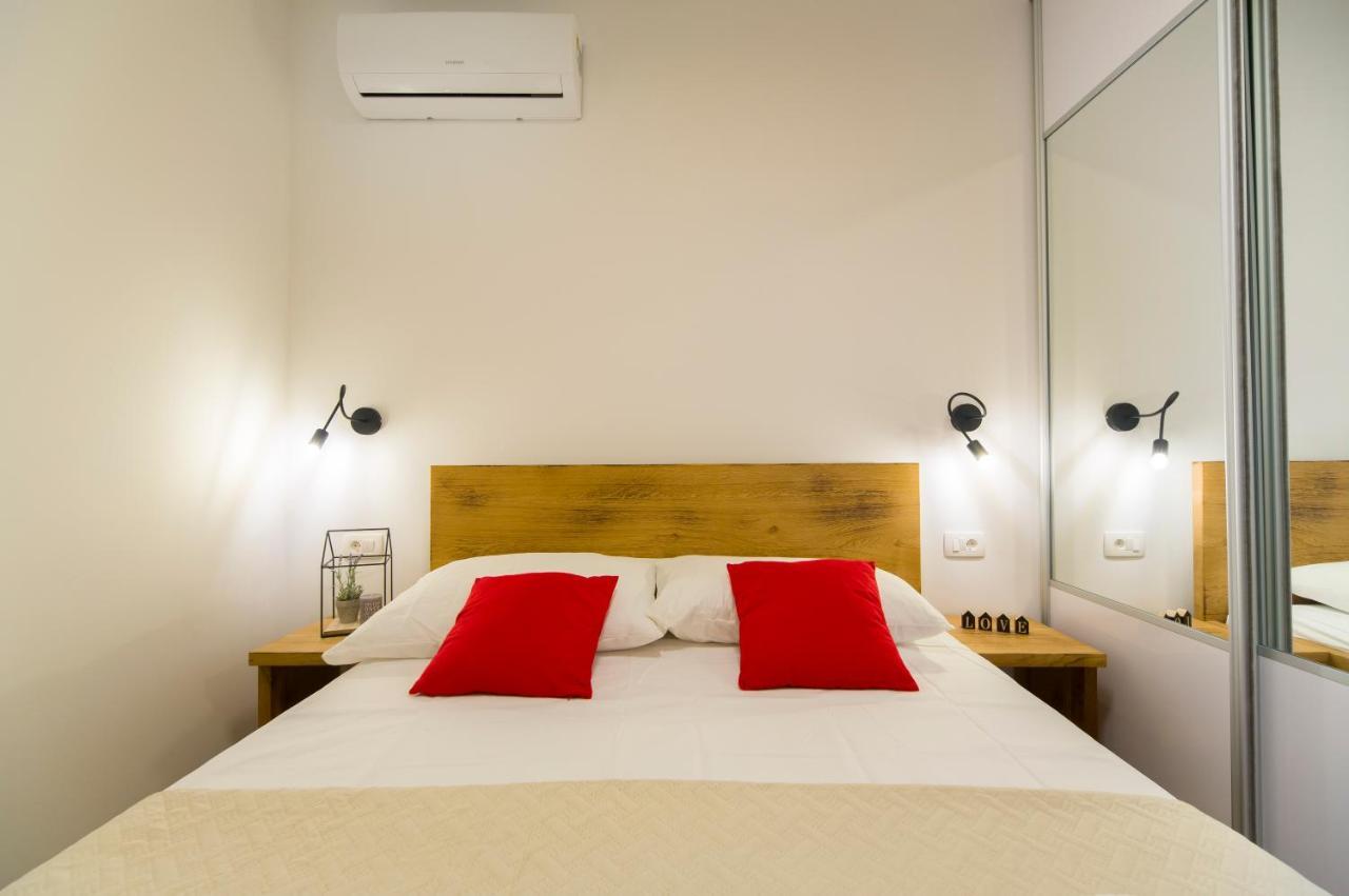 Apartments Bulli โตรกีร์ ภายนอก รูปภาพ