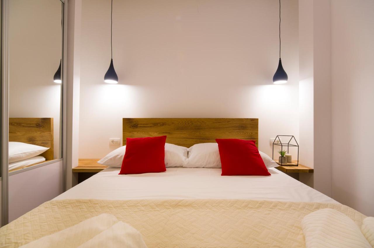 Apartments Bulli โตรกีร์ ภายนอก รูปภาพ