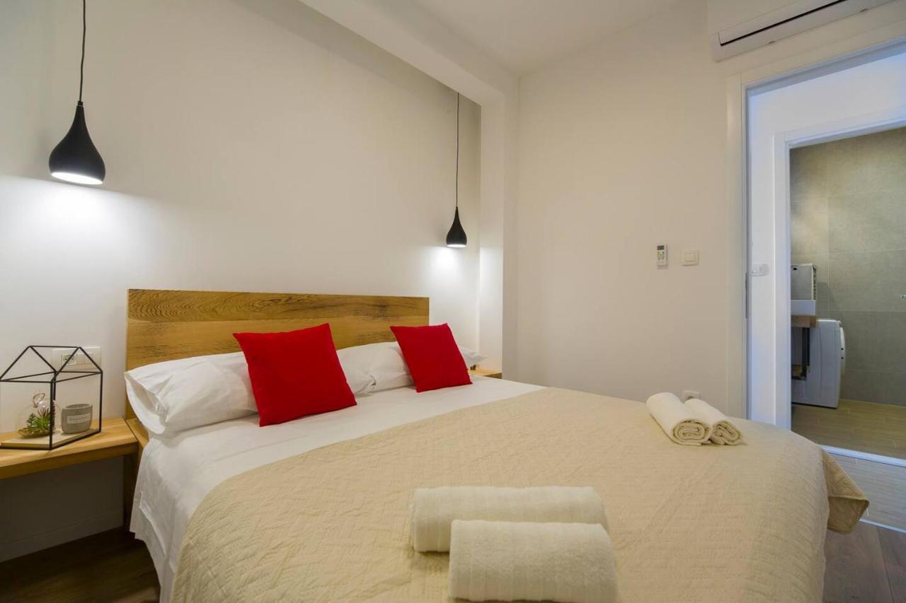 Apartments Bulli โตรกีร์ ภายนอก รูปภาพ